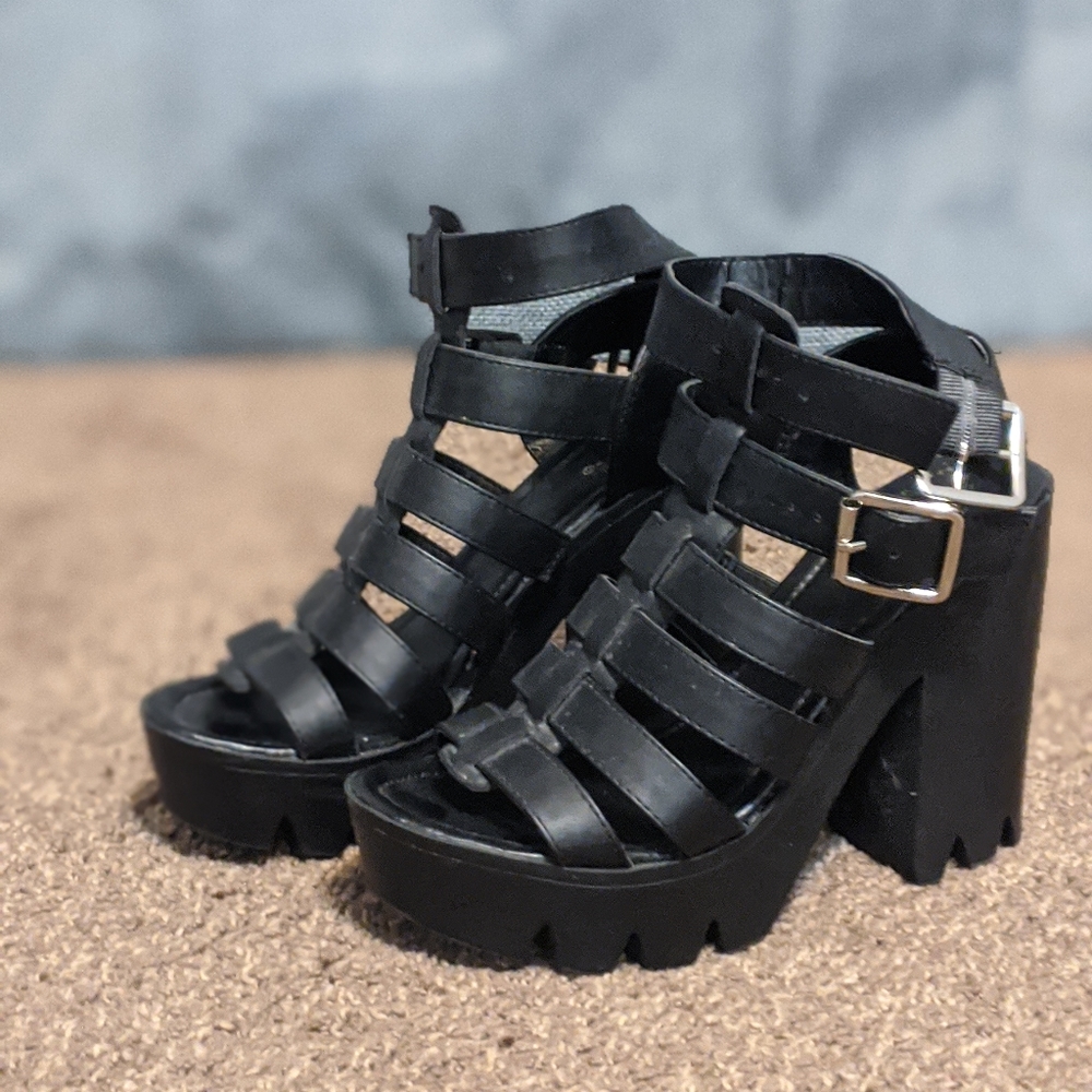 Qupid T-Strap Chunky Heel Sandal